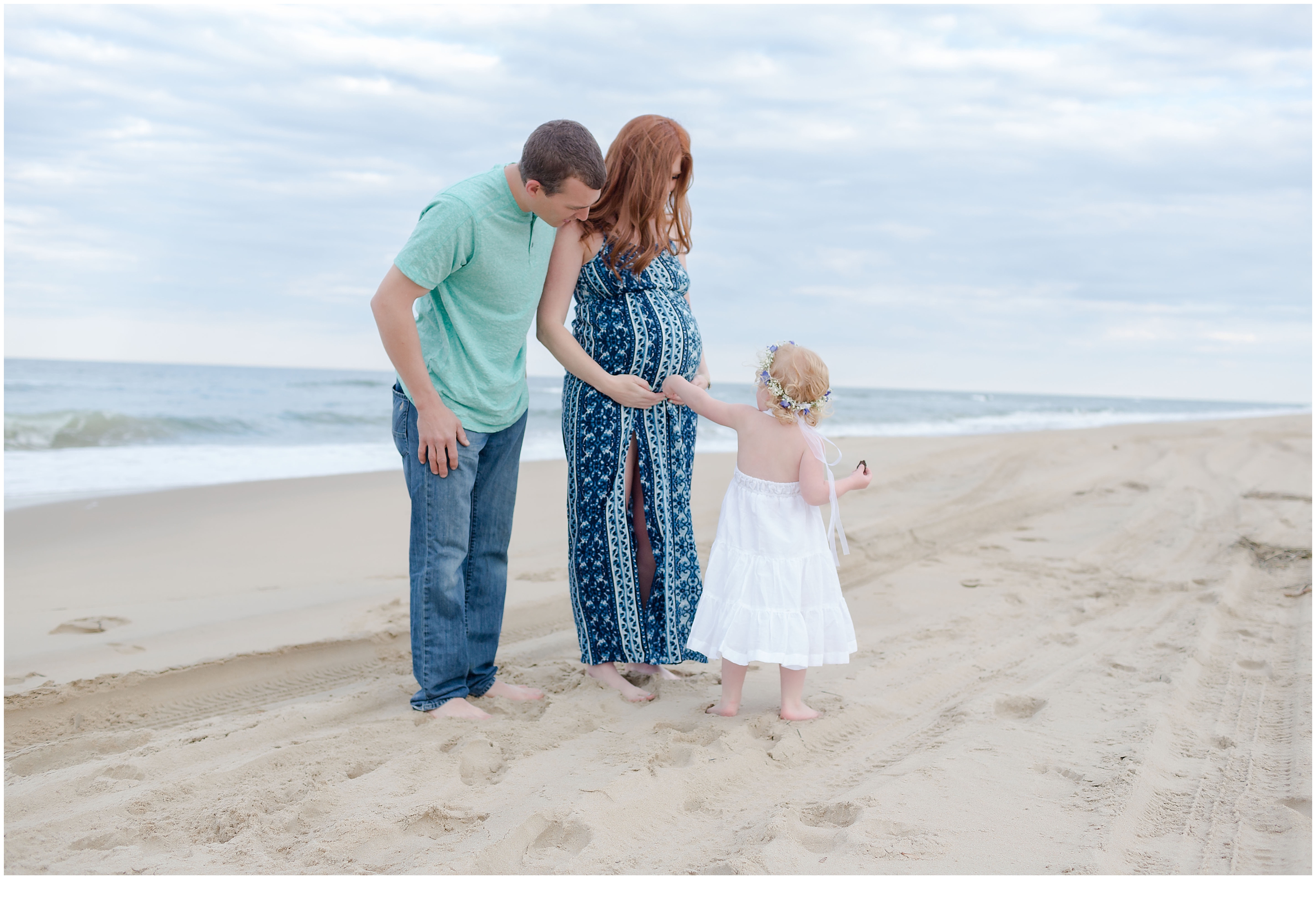 breath taking virginia beach family maternity session