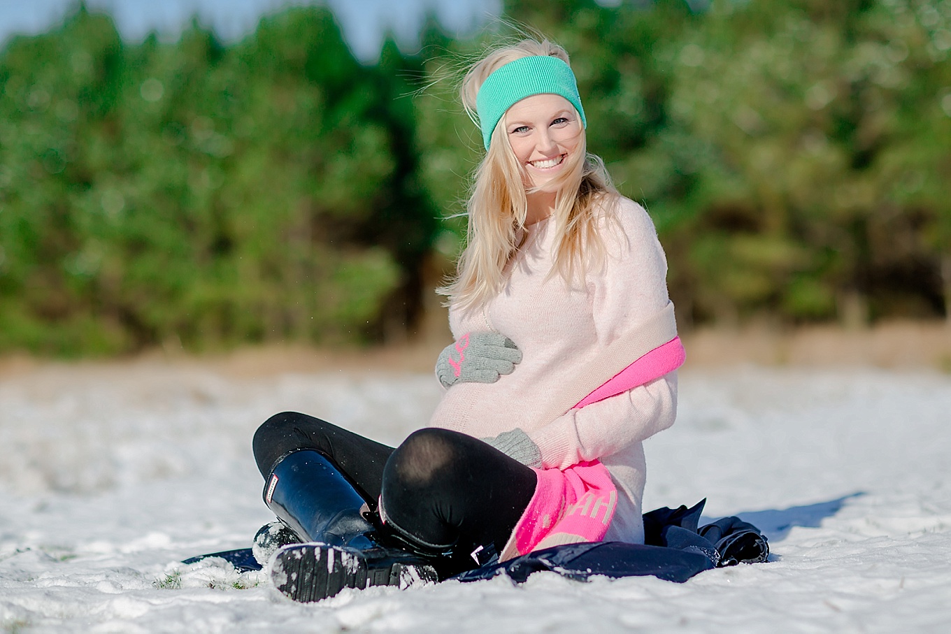Beautiful Virginia Beach Snowy Maternity Session by Brooke Tucker Photography