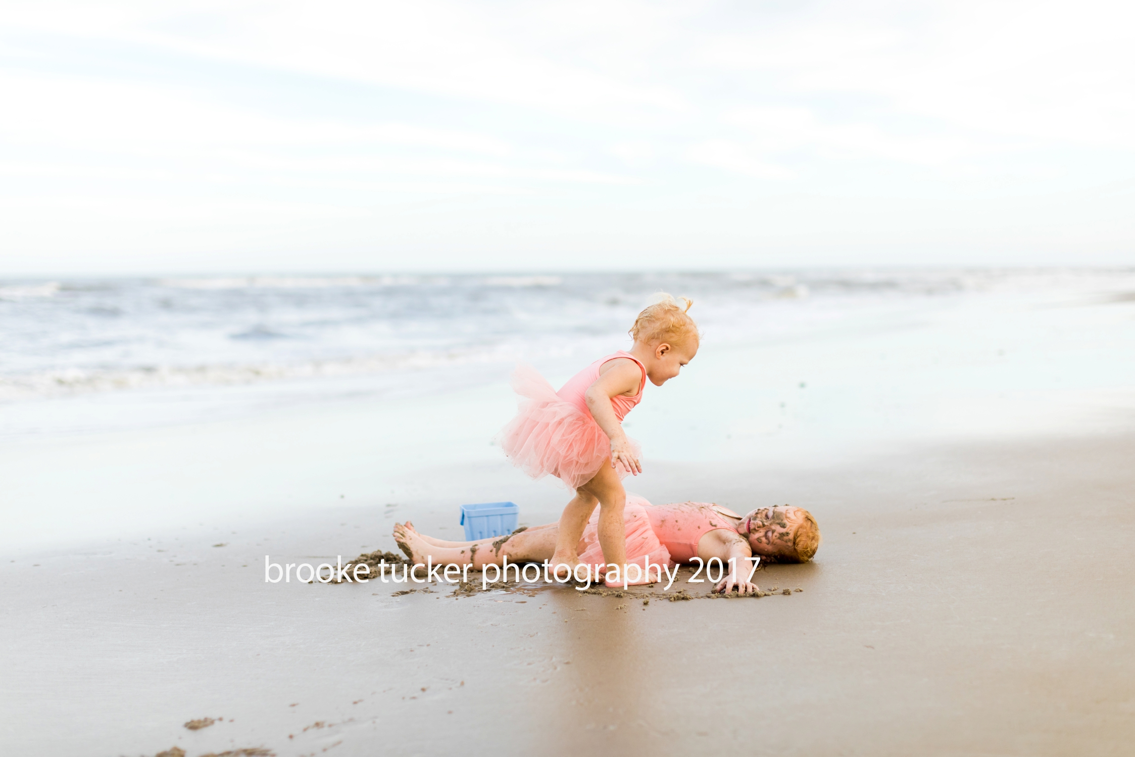 beautiful back bay golden hour children's photography by brooke tucker photographer